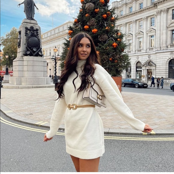 Zara Sweaters - Zara wool  blend sweater bloggers